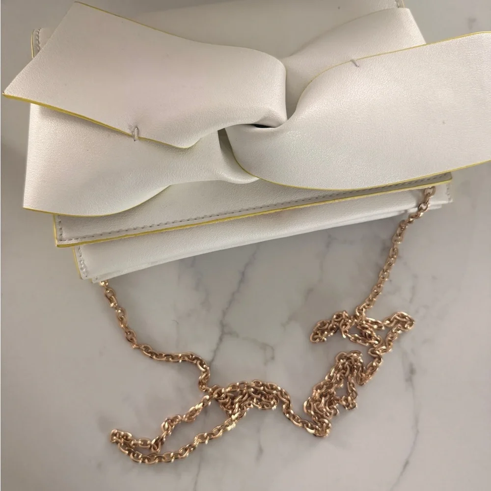 Calin clutch bag - Picture 3 of 3
